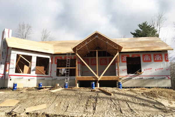 wooden custom framing job for a bungalow - J.R. Construction LTD - midland on